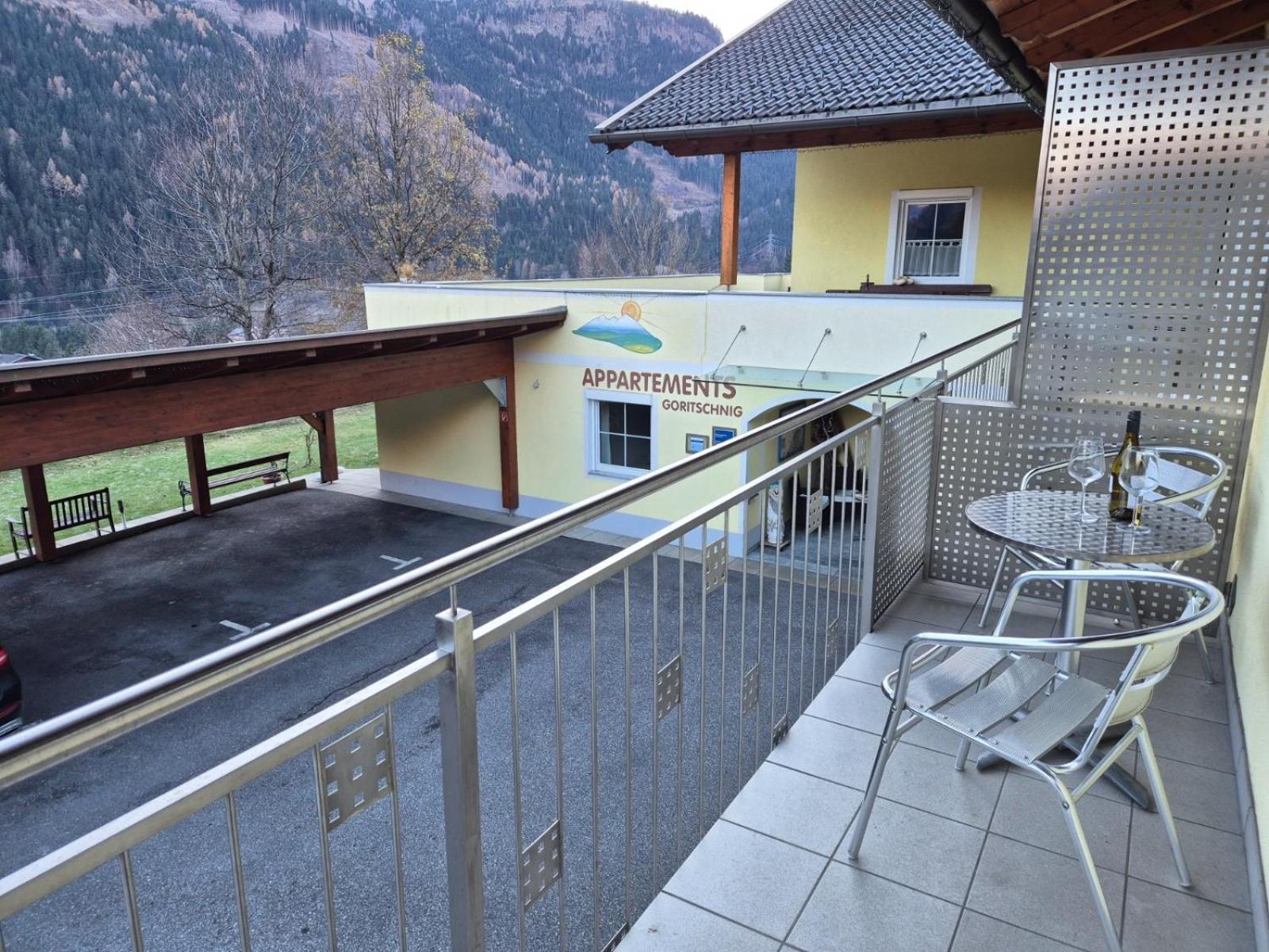 Appartementhaus Flattach Goritschnig Exterior photo